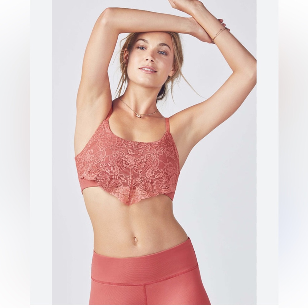 Fabletics Matching Set - Terracotta Lace-Trim Sports Bra & Leggings